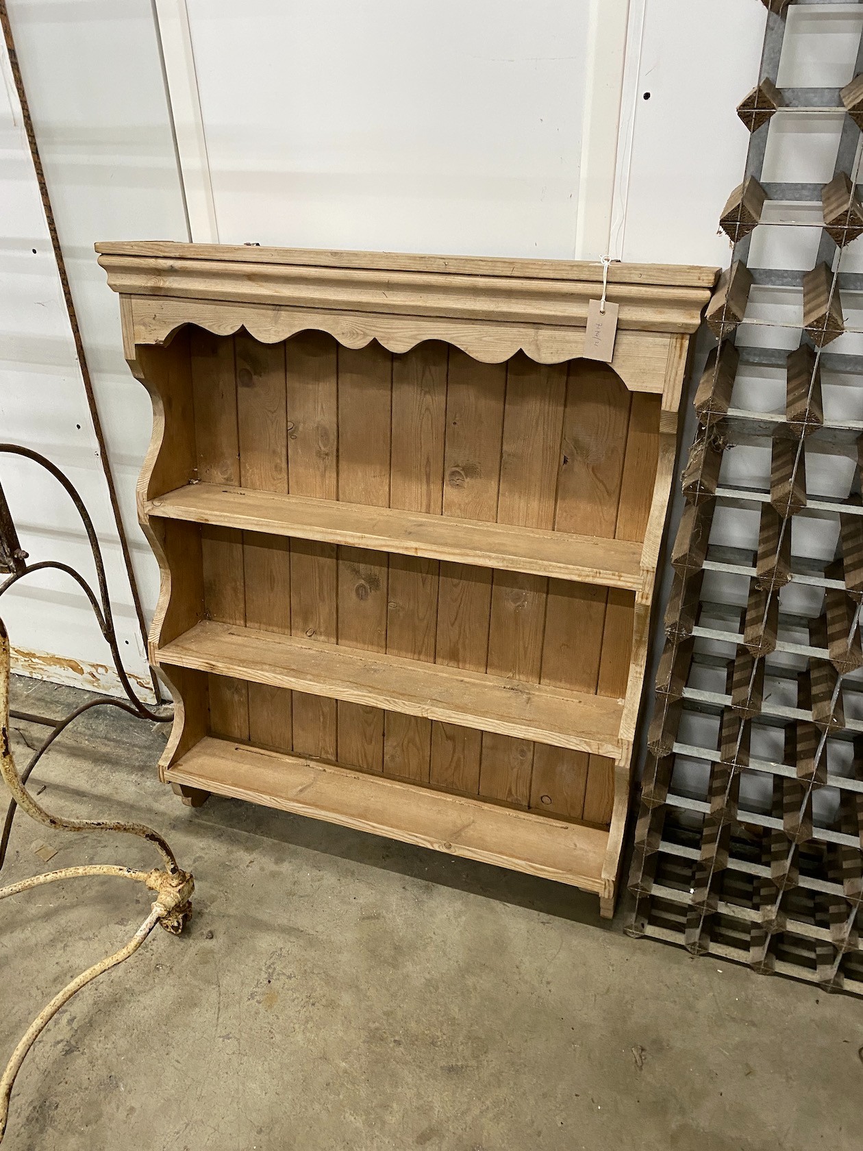 A Victorian style pine plate rack, width 82cm, height 101cm
